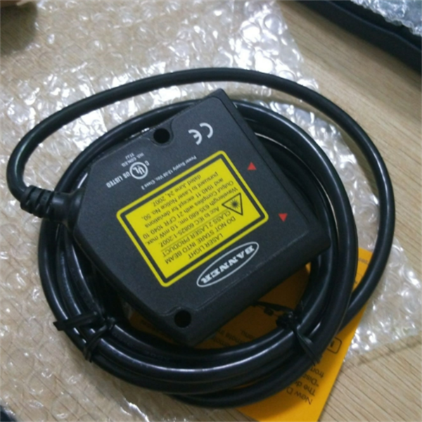 BANNER邦納Q20系列工業(yè)級(jí)光電傳感器Q20NAF200 W/30